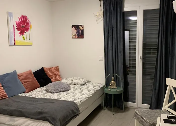 Doux Rayon לוזאן